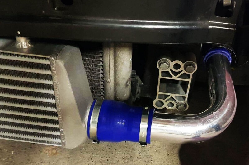 ICKIT-FIAT500-B-fiat-abarth-500-intercooler-kit-with-blue-hoses-(12).jpg