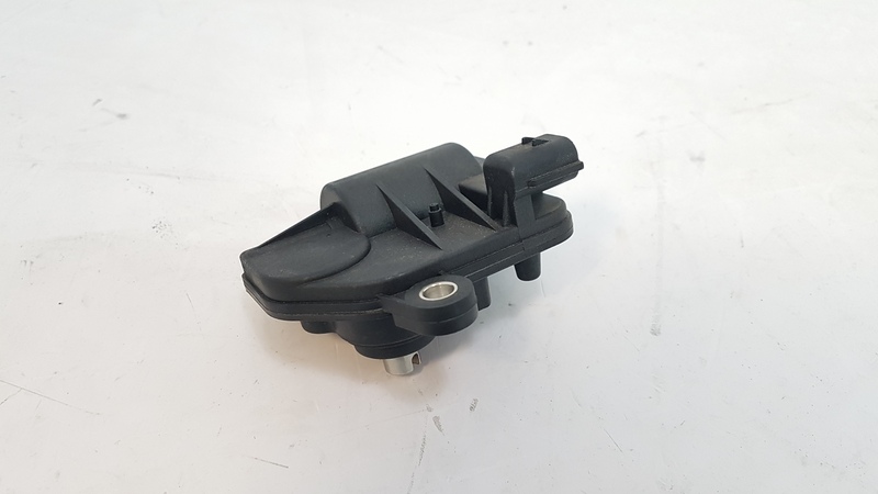 RM-EV-replacement-motor-for-ev-exhaust-valves-(2).jpg